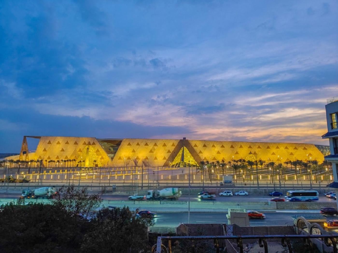 Pyramids View - In Front Of Grand Egyptian Museum Apartment *